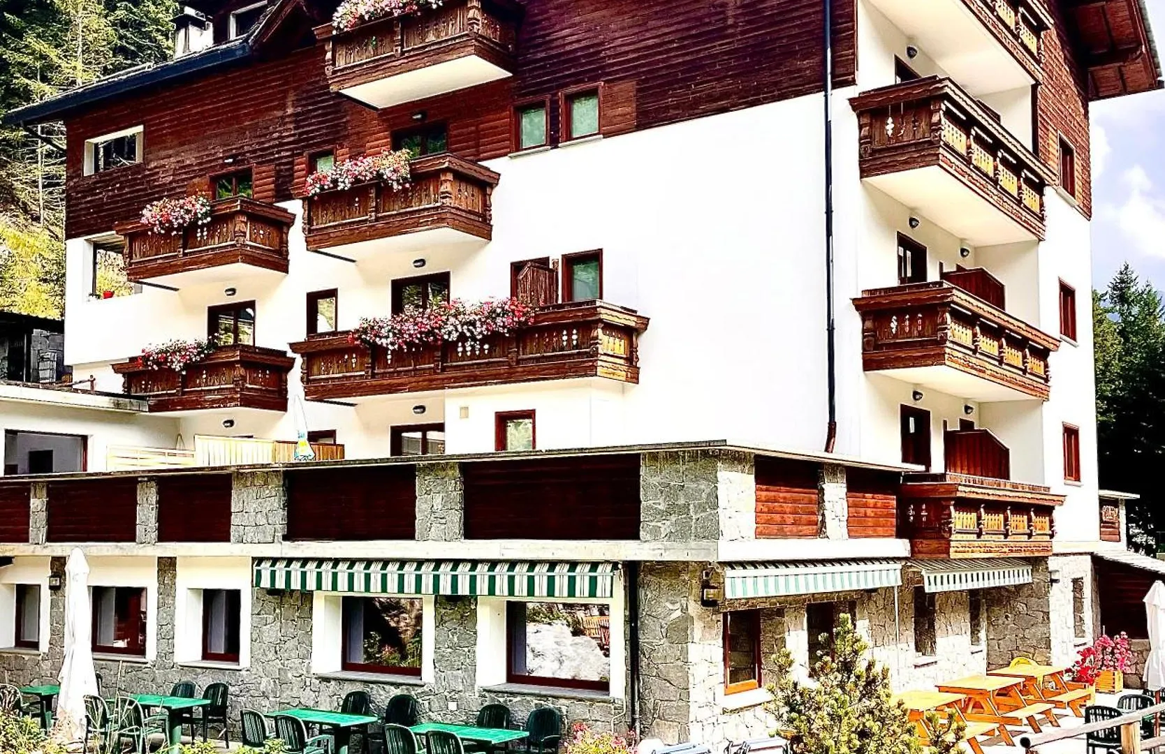 Hotel Gembro Chiesa in Valmalenco